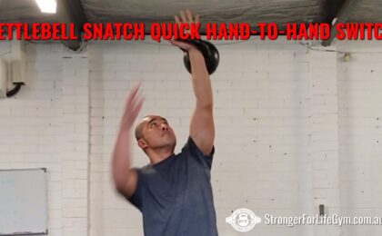 KETTLEBELL SNATCH QUICK HAND TO HAND SWITCH